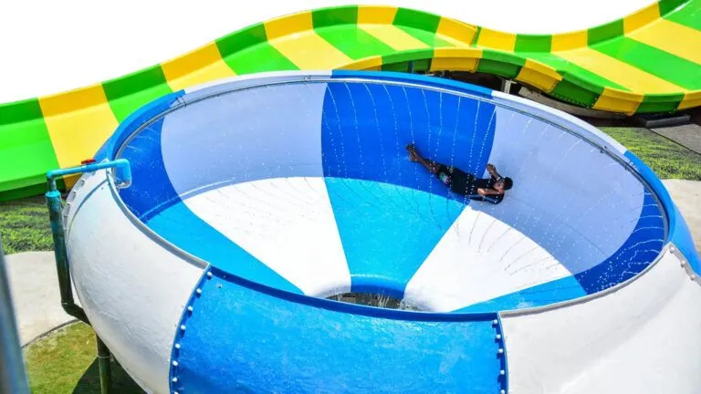 Twister Slide